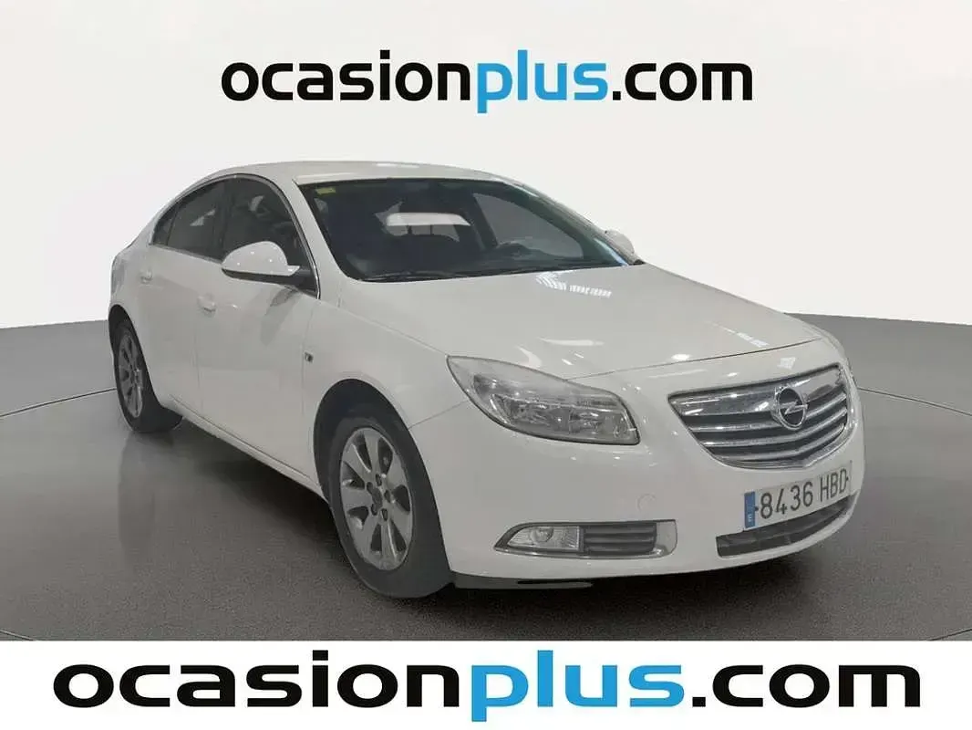 Usado Opel Insignia Edition 140 CV (102 kW) 2010 Blanco Berlina