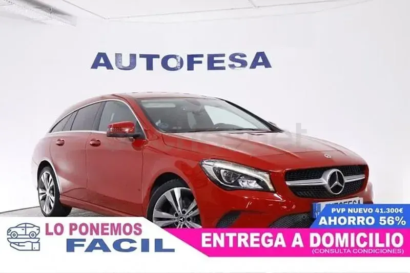 Usado Mercedes CLA200 Shooting Brake 136 CV (100 kW) 2018 Rojo Familiar