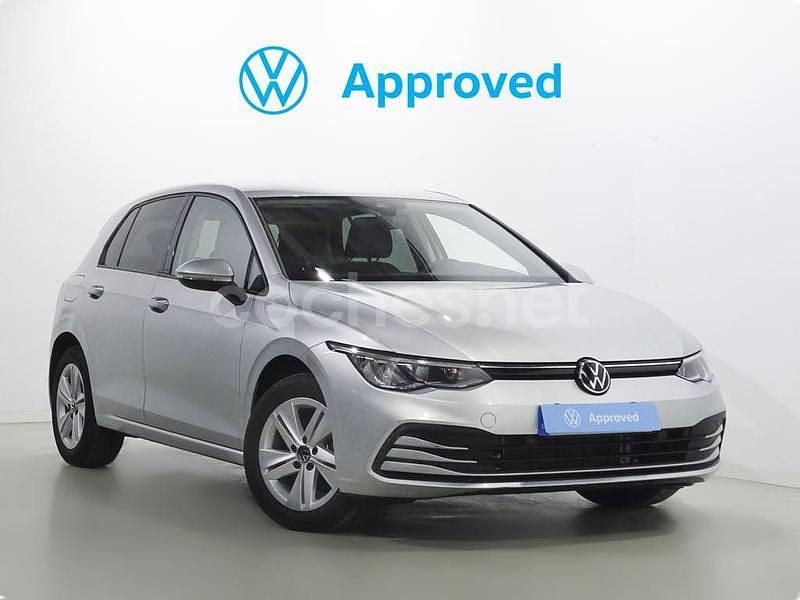 Gris / plata Usado 2022 VW Golf Life Berlina | 23.200 € (Precio justo) - Imagen 1/4