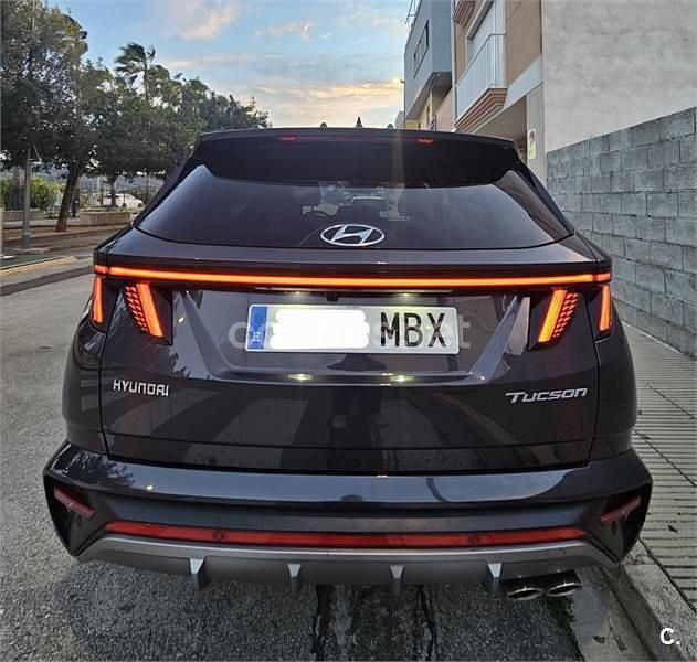 Usado Hyundai Tucson N Line 150 CV (110 kW) 2022 Gris / plata SUV