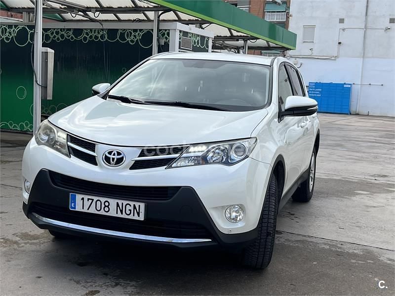 Blanco Usado 2013 Toyota RAV4 Advance SUV | 14.950 € - Imagen 1/4