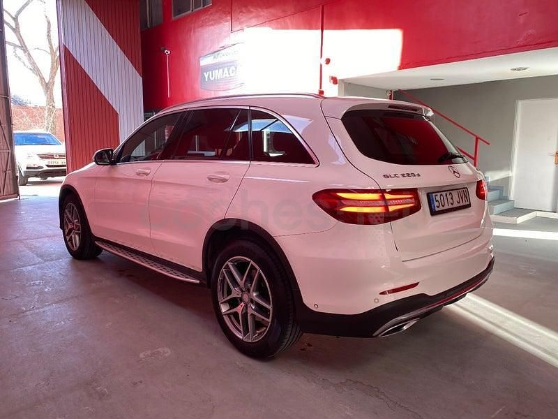 Usado Mercedes GLC220 AMG line 170 CV (125 kW) 2016 Blanco SUV