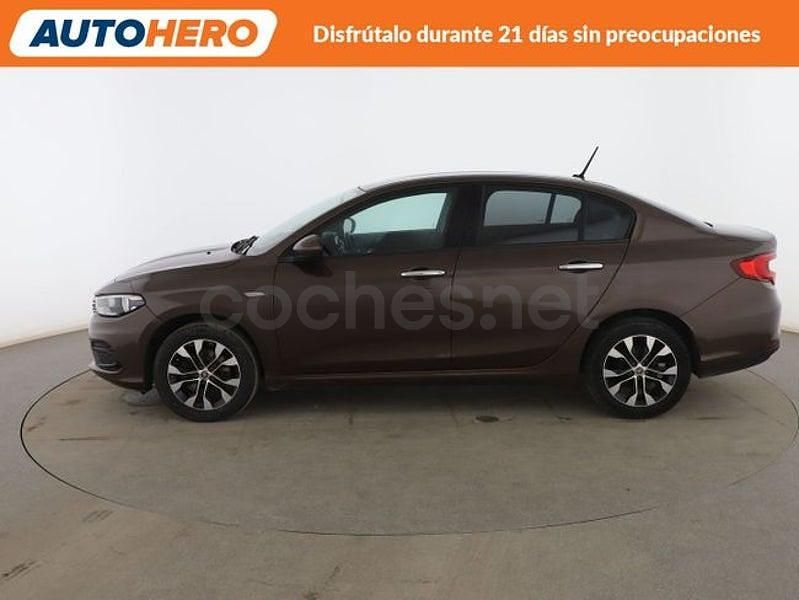 Usado Fiat Tipo Easy 95 CV (69 kW) 2016 Marrón Berlina