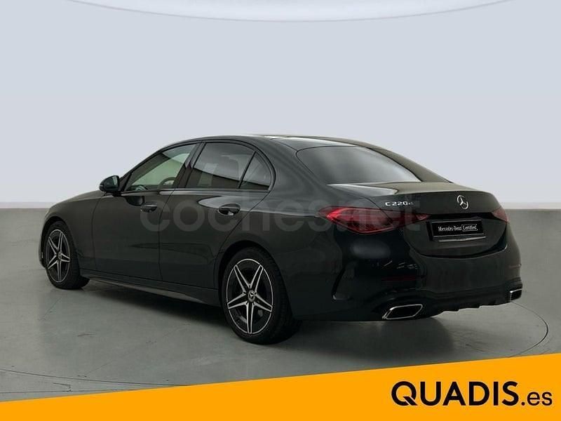 Käytetty Mercedes C220 197 HP (144 kW) 2025 Harmaa Sedan
