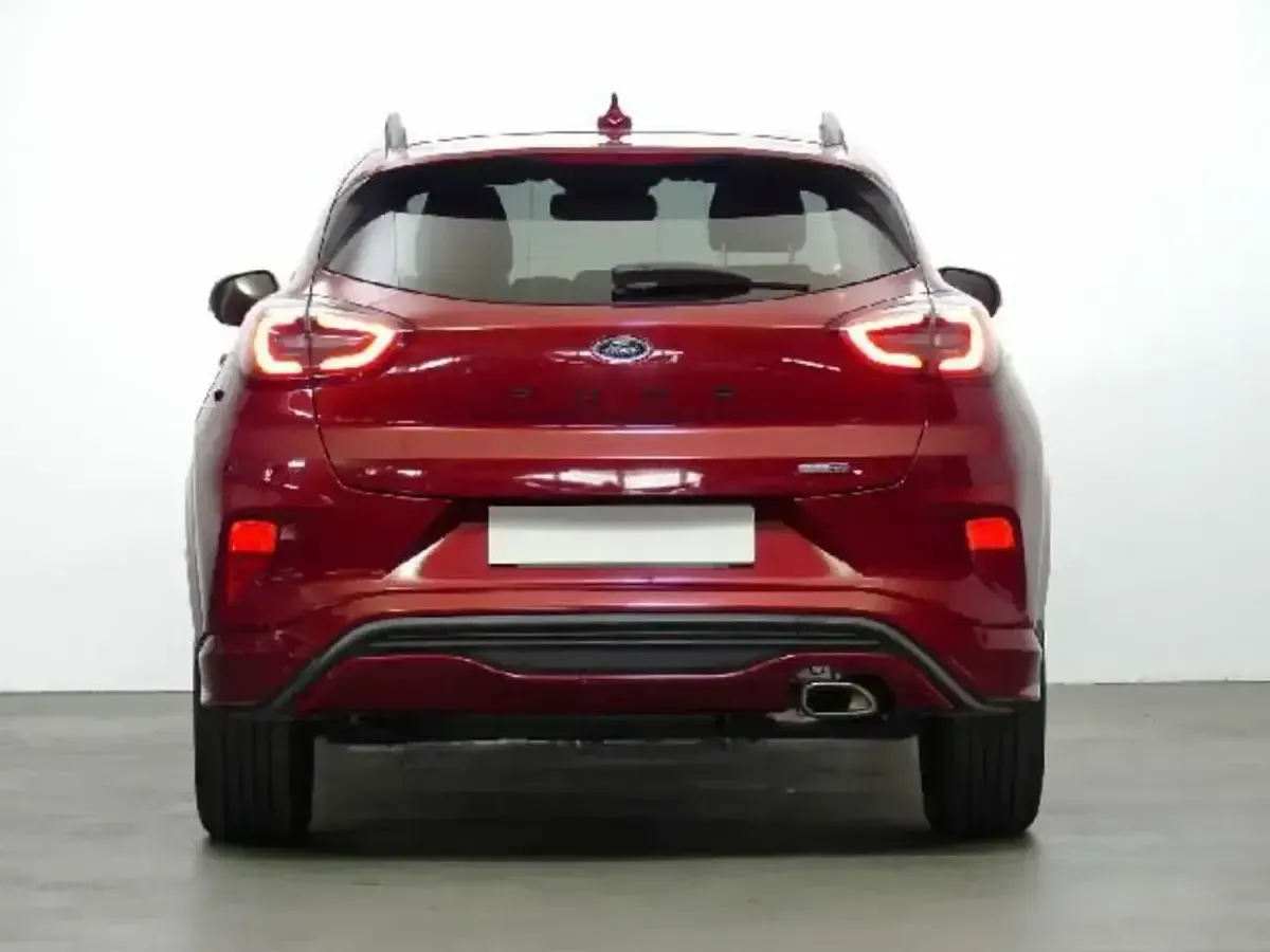 Usado Ford Puma ST-Line X 155 CV (114 kW) 2023 Rojo SUV