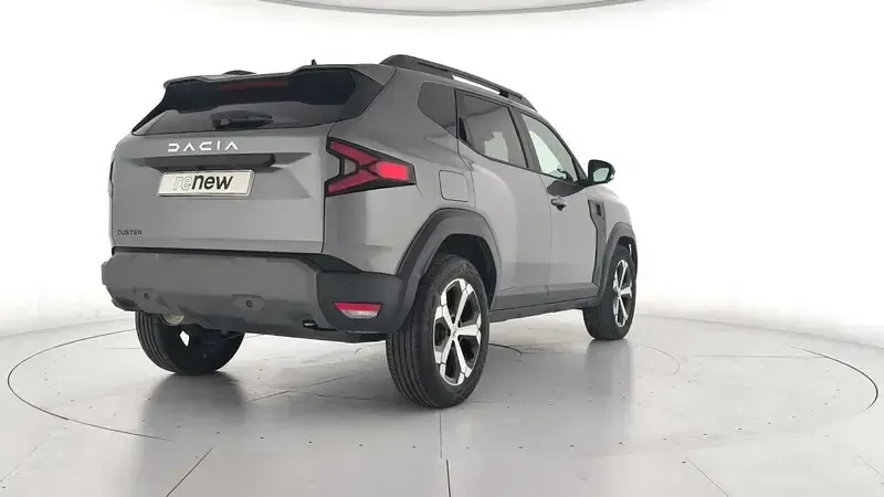 Usado Dacia Duster Journey 140 CV (102 kW) 2025 Gris SUV