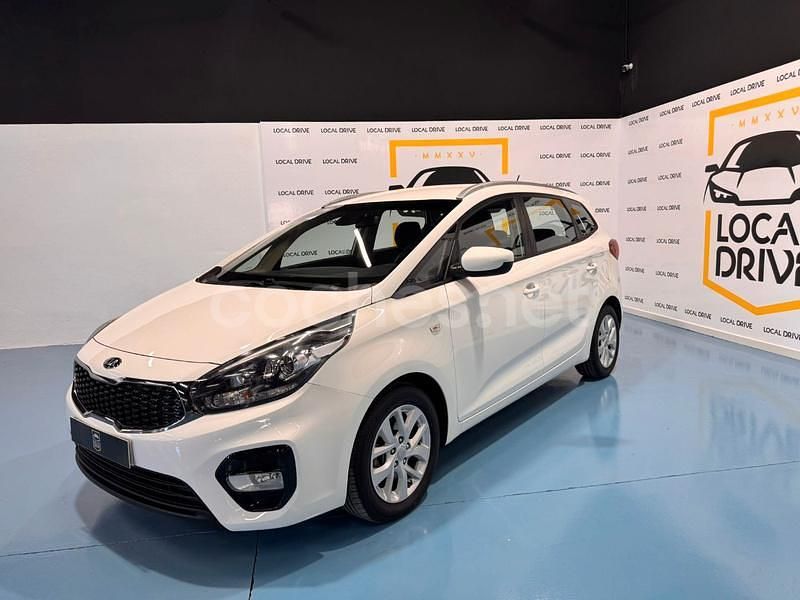 Blanco Usado 2017 Kia Carens Monovolumen | 14.500 € (Precio justo) - Imagen 1/4