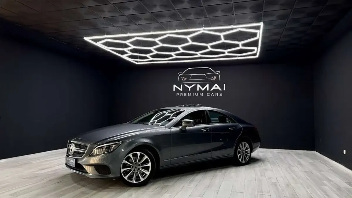 Usado Mercedes CLS250 204 CV (150 kW) 2017 Gris / plata Coupe