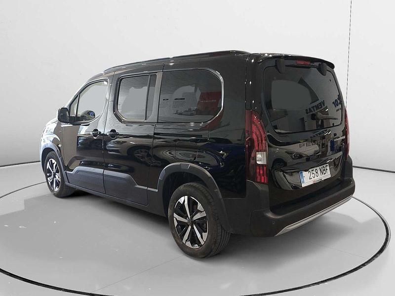 Usado Peugeot Rifter GT 131 CV (96 kW) 2025 Negro Monovolumen