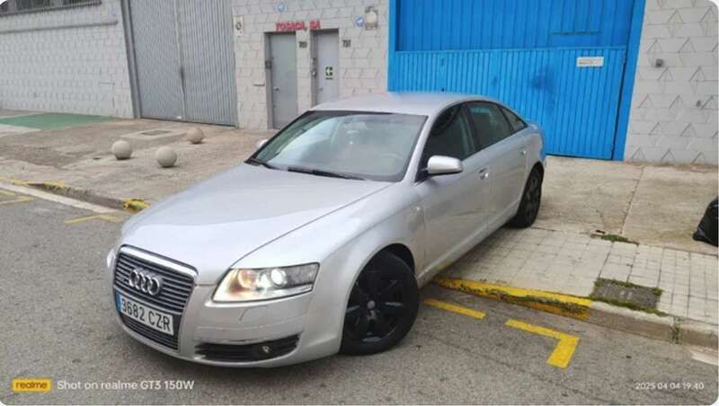 Gris Usado 2004 Audi A6 Berlina | 3990 € (Buen precio) - Imagen 1/4