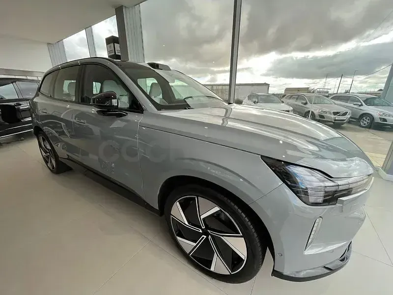 Nuevo Volvo EX90 Ultra 300 kW (408 CV) 2026 Eléctrico SUV
