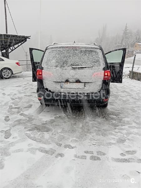 Usado VW Sharan Advance 140 CV (102 kW) 2012 Negro Monovolumen