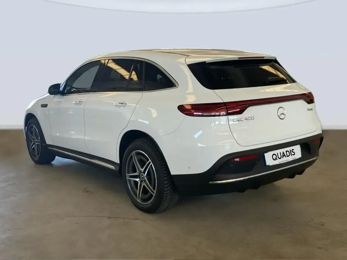 Usado Mercedes EQC400 300 kW (408 CV) 2022 Blanco SUV