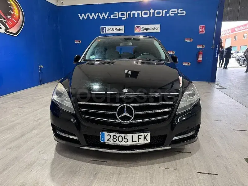 Usado Mercedes R350 265 CV (194 kW) 2012 Negro Monovolumen