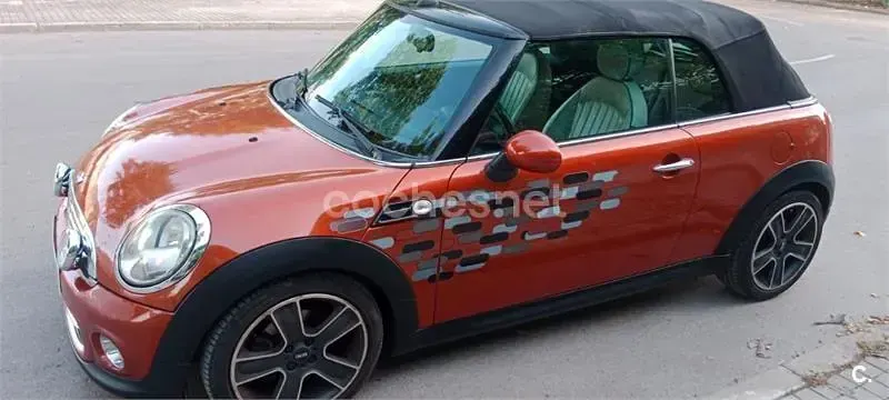 Usado Mini Cooper D Cabriolet 112 CV (82 kW) 2011 Naranja Descapotable