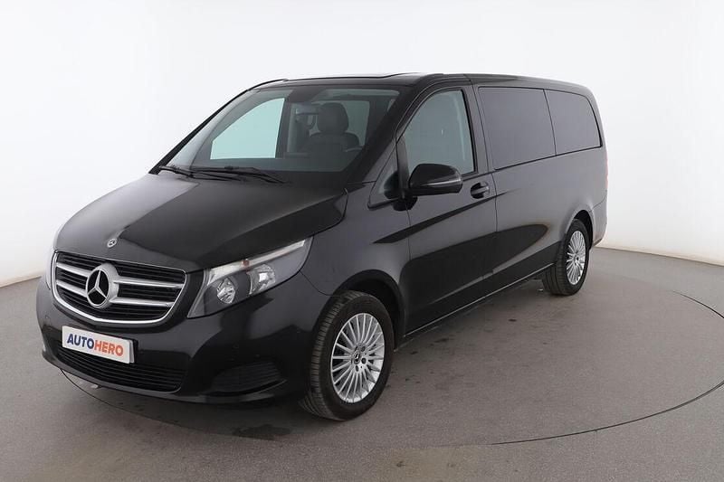 Negro Usado 2019 Mercedes V220 Monovolumen | 39.899 € (Precio justo) - Imagen 1/3