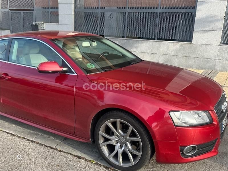 Usado Audi A5 180 CV (132 kW) 2010 Granate Coupe