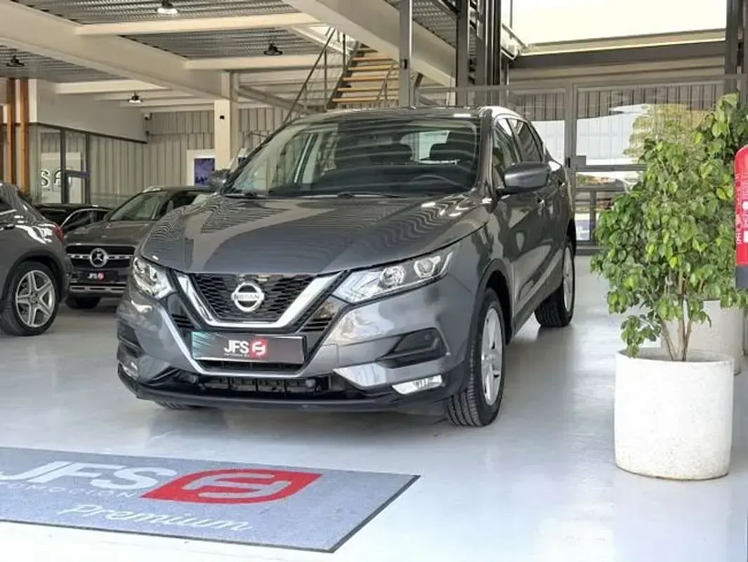 Usado Nissan Qashqai 116 CV (85 kW) 2020 Gris SUV