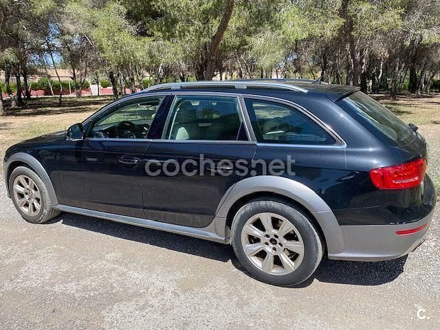 Usado Audi A4 Allroad 170 CV (125 kW) 2010 Negro Familiar