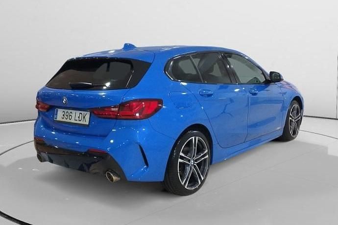 Usado BMW 118 M Sport 140 CV (102 kW) 2019 Rojo Utilitario
