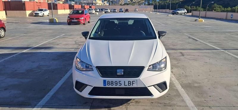 Usado Seat Ibiza Reference 80 CV (58 kW) 2019 Blanco Utilitario