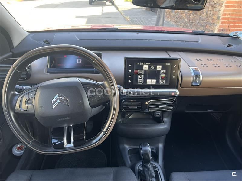 Usado Citroën C4 Live 100 CV (73 kW) 2016 Rojo Berlina