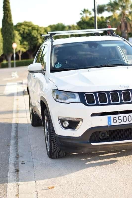 Blanco Usado 2019 Jeep Compass Limited SUV | 18.998 € (Precio justo) - Imagen 1/4