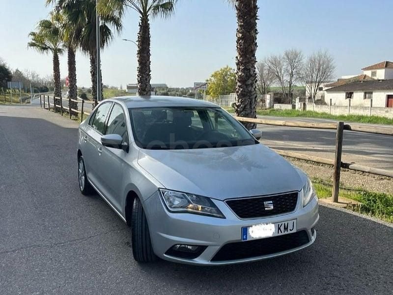 Usado Seat Toledo Reference 95 CV (69 kW) 2018 Gris / plata Utilitario