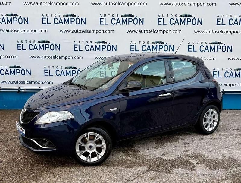 Azul Usado 2017 Lancia Ypsilon Gold Utilitario | 8500 € (Precio justo) - Imagen 1/4
