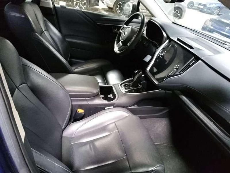 Usado Subaru Outback 175 CV (128 kW) 2023 Azul Familiar