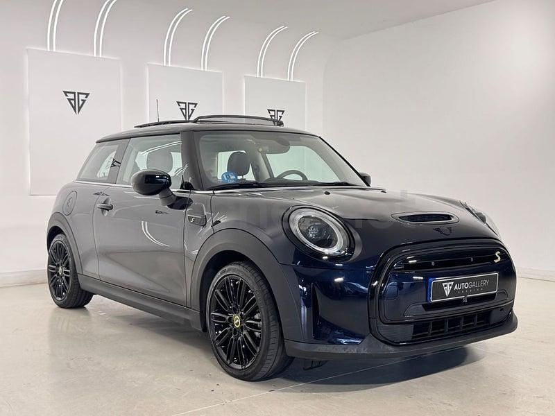 Usado Mini Cooper SE 135 kW (184 CV) 2021 Negro Utilitario