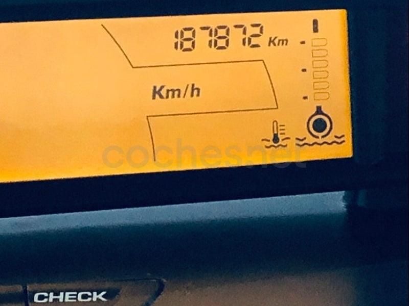 Brugt Citroën C4 Exclusive 110 HK (80 kW) 2006 Blå Sedan