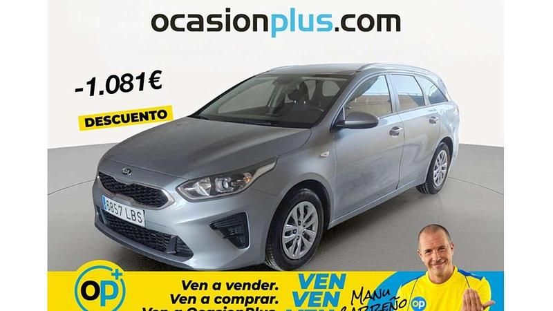 Usado Kia Ceed 120 CV (88 kW) 2019 Plateado Utilitario
