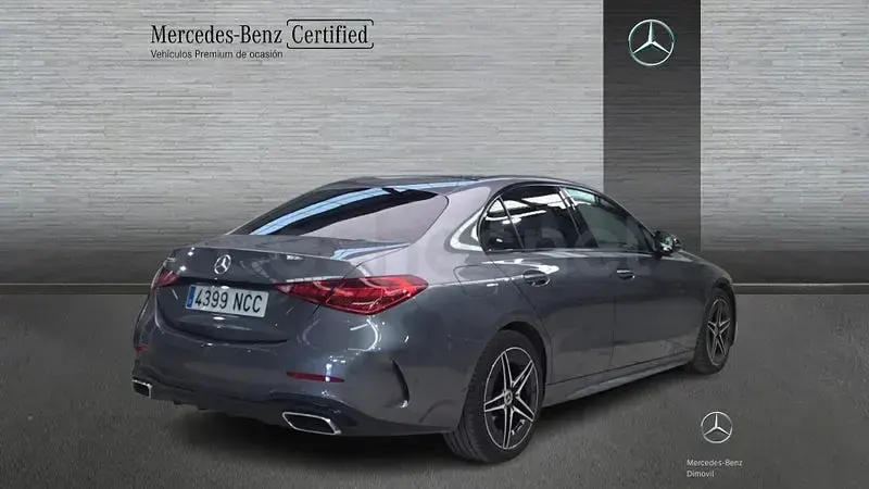 Usado Mercedes C220 197 CV (144 kW) 2025 Gris / plata Berlina