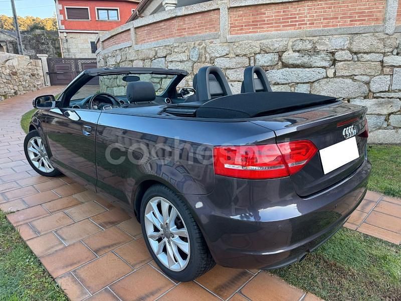 Usado Audi A3 Cabriolet Ambition 105 CV (77 kW) 2013 Beige Descapotable