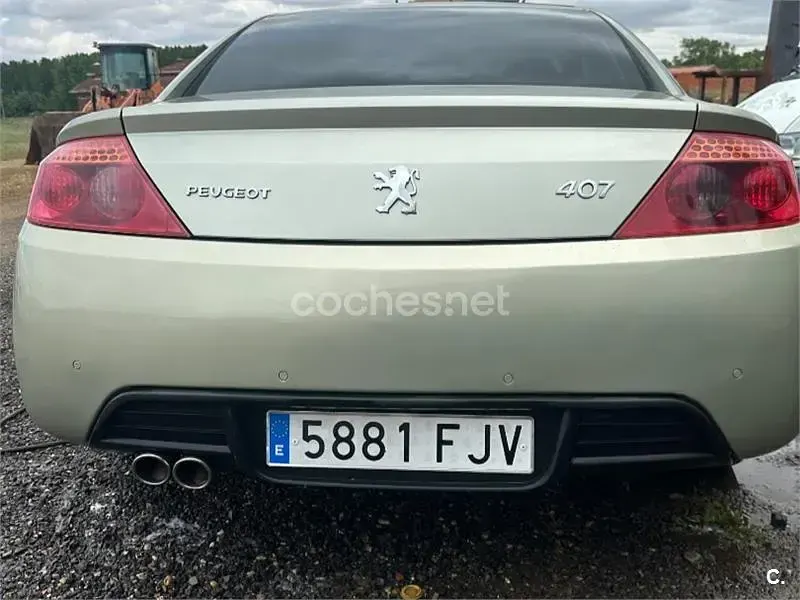 Usado Peugeot 407 Coupe 204 CV (150 kW) 2006 Blanco Coupe