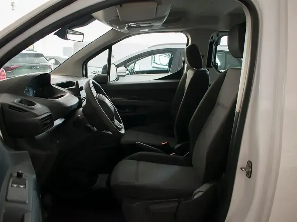 Usado Peugeot Rifter Access 131 CV (96 kW) 2020 Ewp  pintura blanco banquise Monovolumen