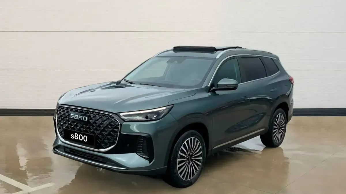 Nuevo Ebro s800 Luxury 147 CV (108 kW) 2025 Verde SUV