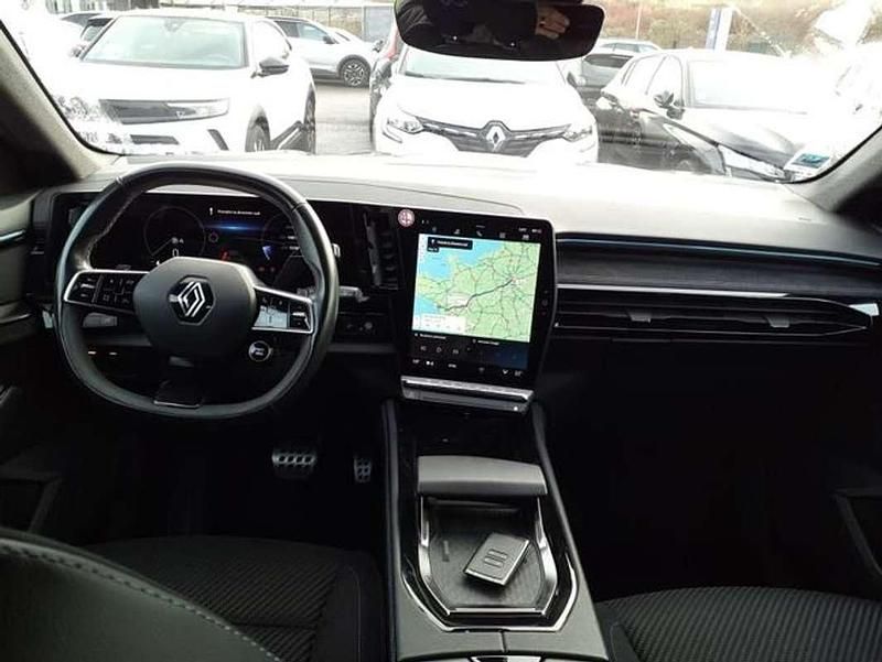 Usado Renault Austral Techno 160 CV (117 kW) 2024 Plateado SUV