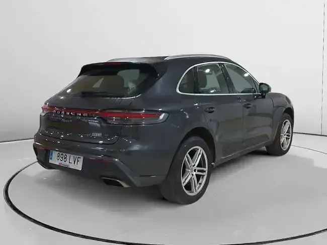 Usado Porsche Macan 265 CV (194 kW) 2021 Gris / plata SUV