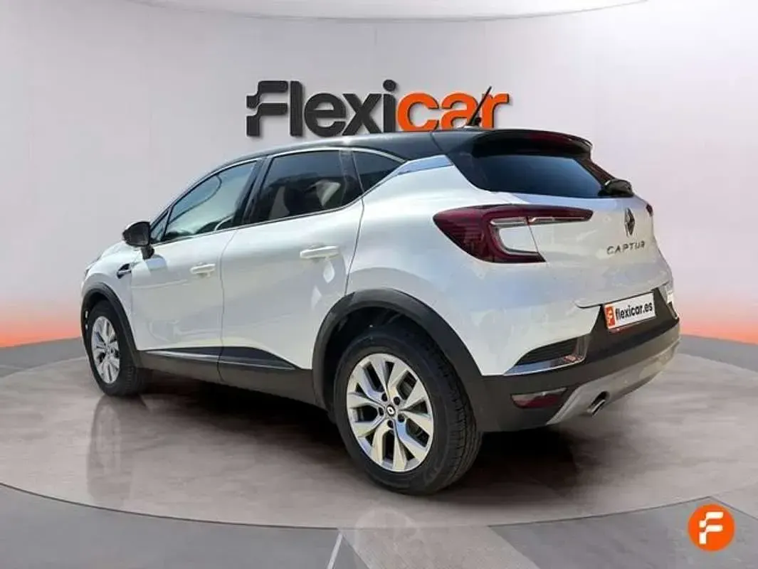 Usado Renault Captur 140 CV (102 kW) 2021 Blanco SUV