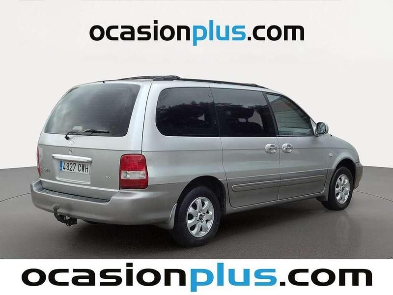 Usado Kia Carnival EX 144 CV (105 kW) 2004 Gris Monovolumen