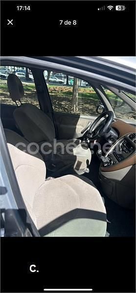 Gris / plata Usado 2002 Citroën Xsara Picasso Monovolumen | 2500 € (Precio justo) - Imagen 1/3