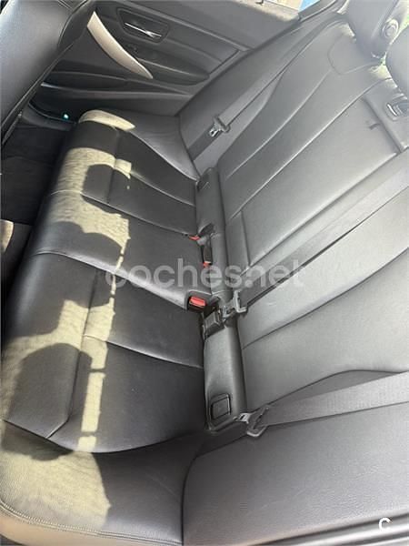 Usado BMW 318 143 CV (105 kW) 2014 Negro Berlina