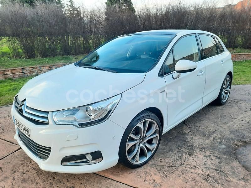 Blanco Usado 2011 Citroën C4 Exclusive Berlina | 6999 € (Precio justo) - Imagen 1/4