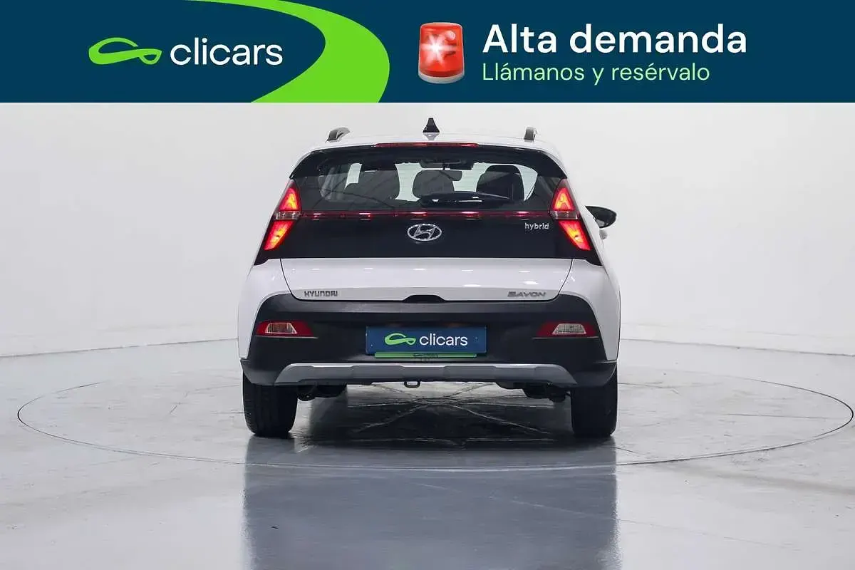 Usado Hyundai Bayon 101 CV (74 kW) 2023 Blanco SUV