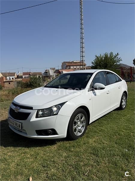 Blanco Usado 2012 Chevrolet Cruze LT Berlina | 4000 € (Precio justo) - Imagen 1/4