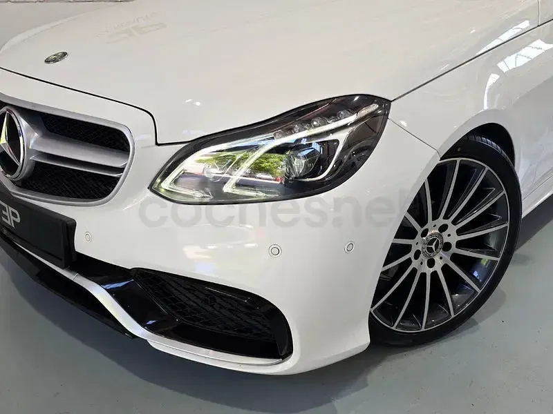 Usado Mercedes E200 Avantgarde 136 CV (100 kW) 2014 Blanco Familiar