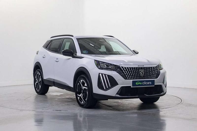 Usado Peugeot 2008 Allure 136 CV (100 kW) 2025 Blanco SUV