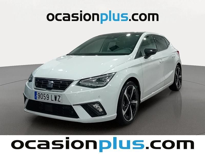 Usado Seat Ibiza FR 110 CV (80 kW) 2022 Blanco Utilitario